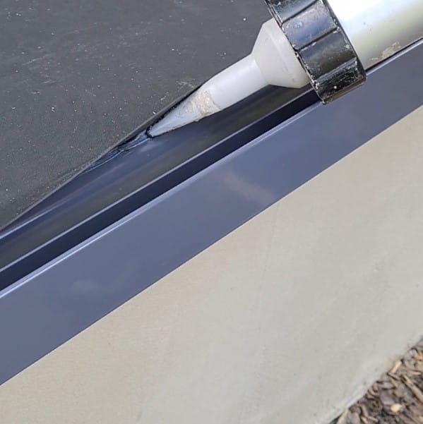 Uszczelniacz do EPDM Hertlan KS 96 600ml